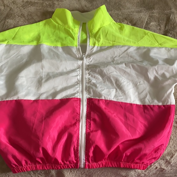 Women’s XL 2 piece set neon colors pink and green - Picture 5 of 5